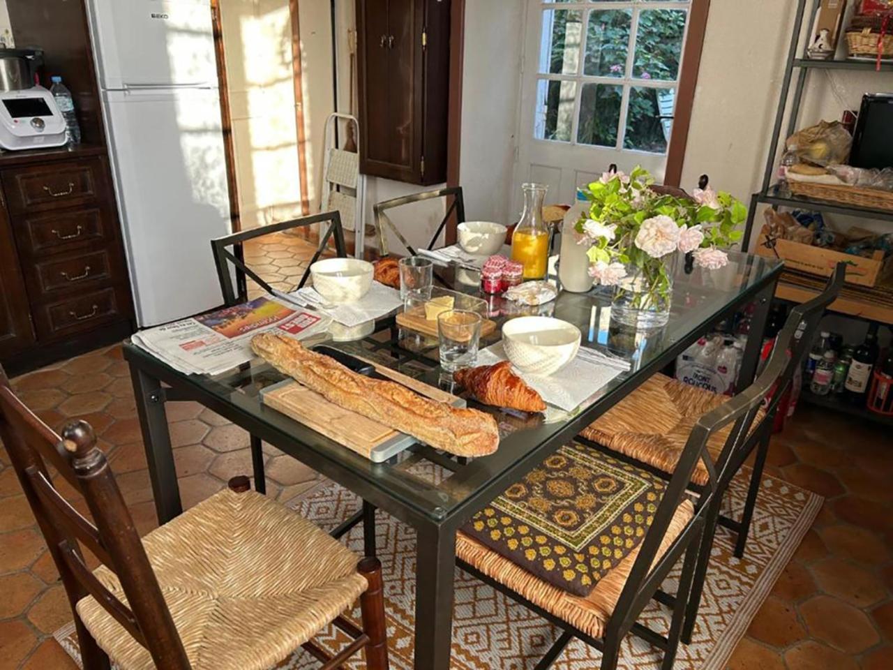 Chambres Et Table D'Hotes Maison Garesche Nieulle-sur-Seudre Bagian luar foto
